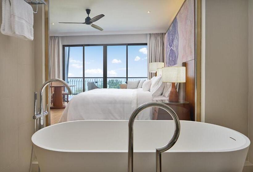 Стандартный Номер Кровать Кинг, The Westin Desaru Coast Resort