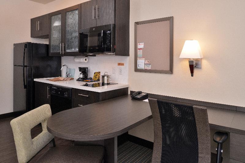 Студия Стандарт, Candlewood Suites   Austin Airport, An Ihg