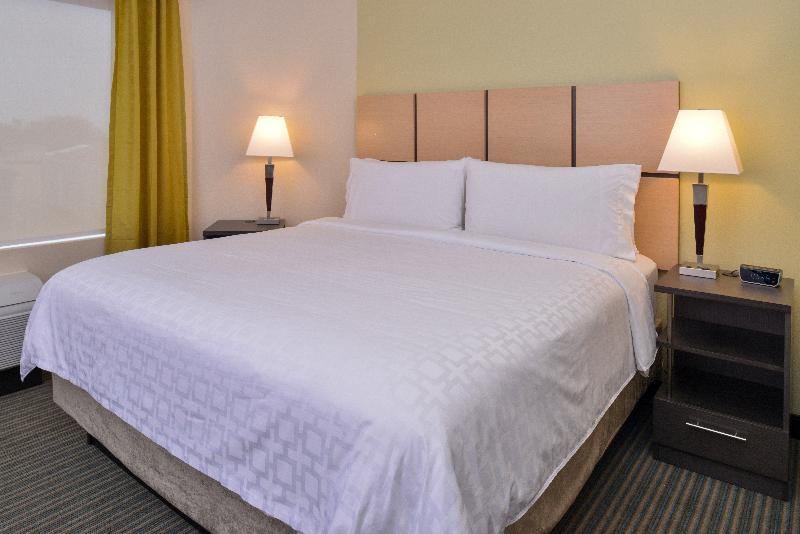 Номер Стандарт, Candlewood Suites   Austin Airport, An Ihg
