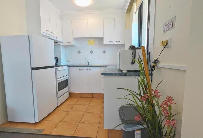 Апартаменты 1 Спальня Вид на Море, Olympus Beachfront Apartments