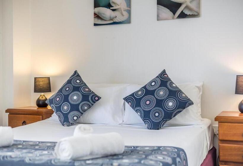 Апартаменты 2 Спальни Вид на Море, Olympus Beachfront Apartments