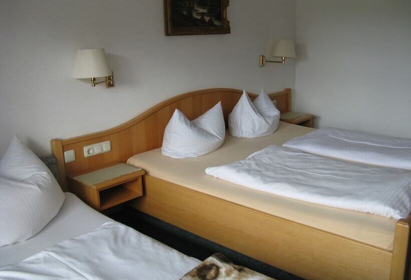 スタンダードトリプルルーム, Alpenhotel Allgäu