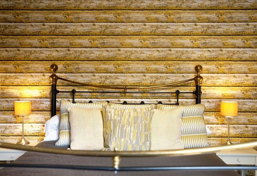 Номер Superior, The Westleton Crown