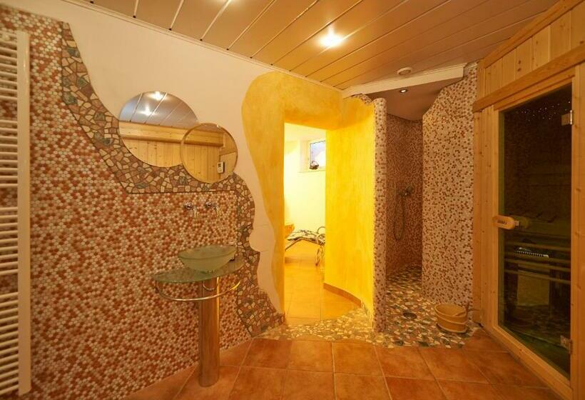 Семейные Апартаменты, Gästehaus Emmi