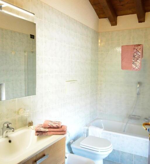 스탠다드 스튜디오, Residenza Corte Casara