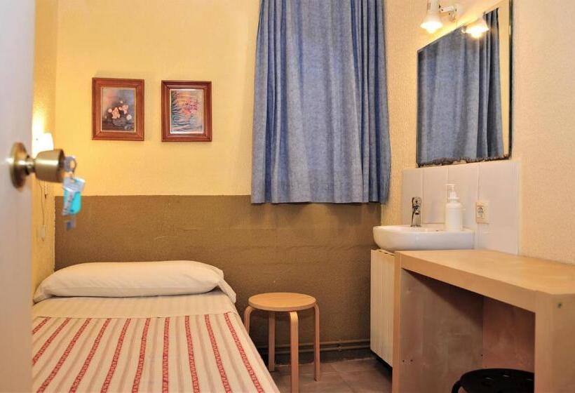 Номер Стандарт Индивидуальный Совместная Ванная, Hostal Bejar