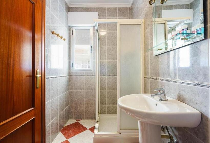 اتاق استاندارد, Pension Hidalgo 1
