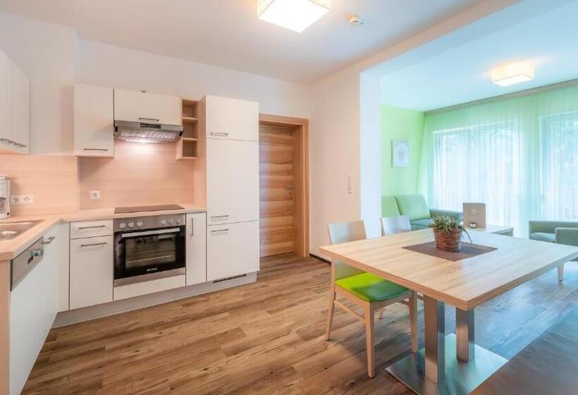 آپارتمان 2 خوابه با بالکن, Apartments Kristan