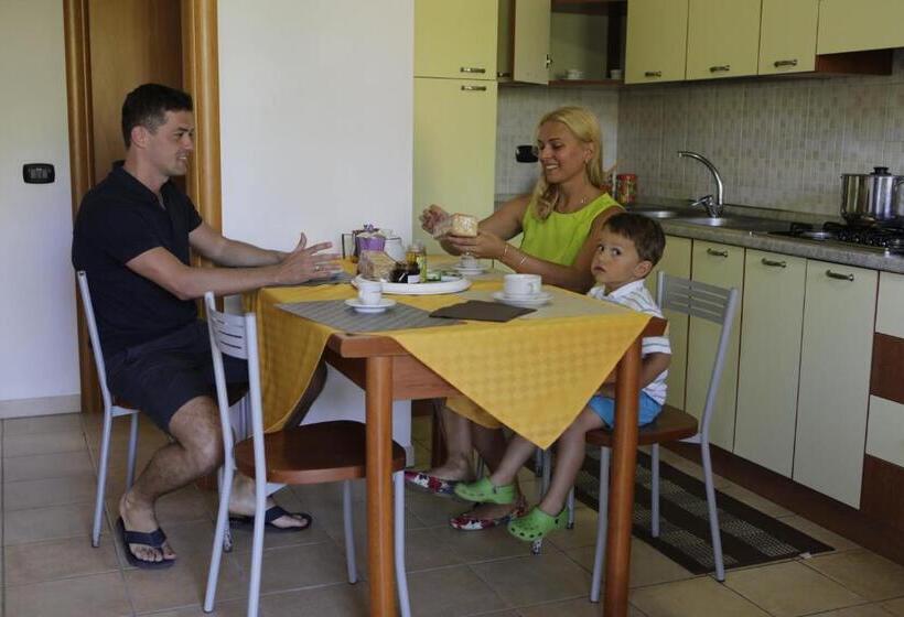 آپارتمان اقتصادی دو خوابه, Il Calabriano Residence