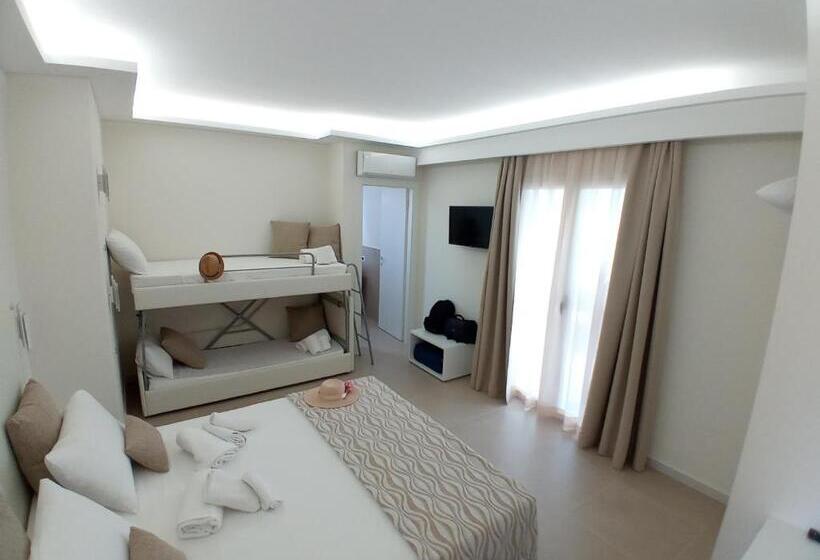 اتاق استاندارد چهار تخته, Il Calabriano Residence