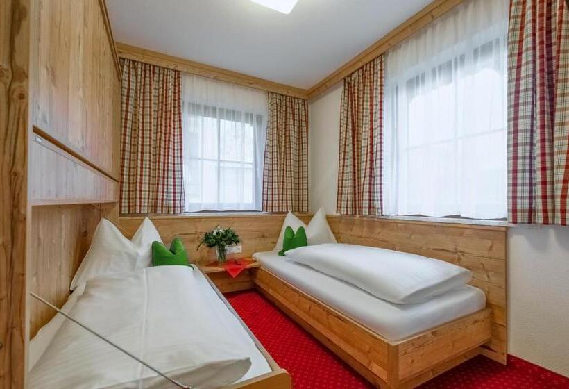 Семейный Номер Классика, Pension Haus Am Dorfplatz