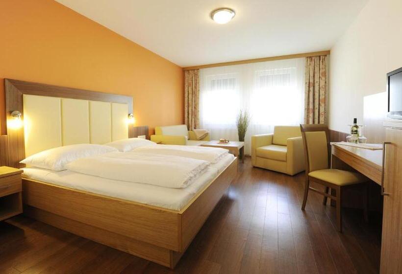 Номер Комфорт, Pension Zur Sonne