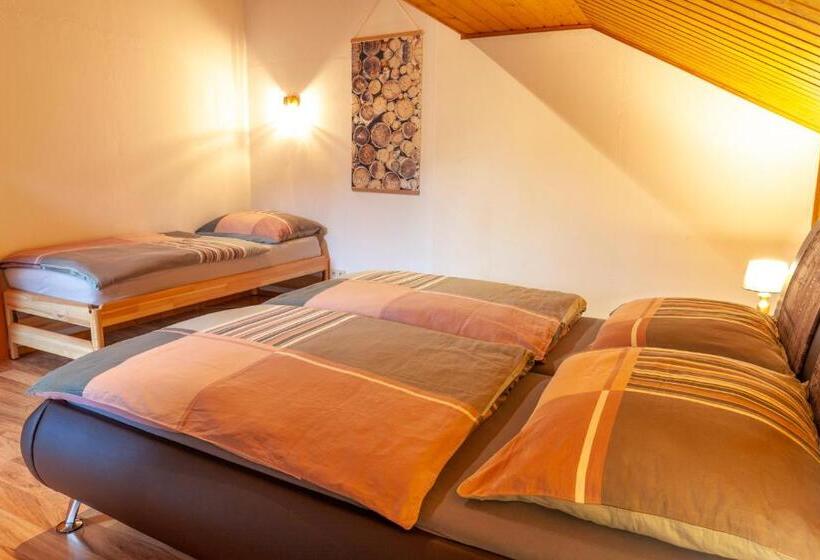 Семейный Номер, Pension Almhof