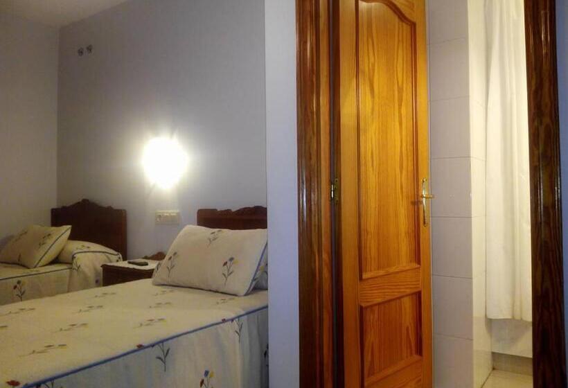 חדר סטנדרט, Hostal Pumar