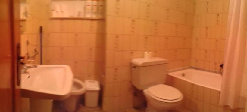חדר סטנדרט חדר אמבטיה משותף, Hostal Pumar