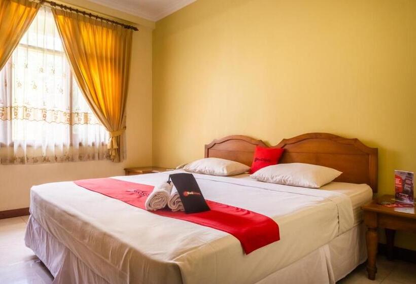 Номер Economy, Reddoorz Plus Near Brawijaya Museum