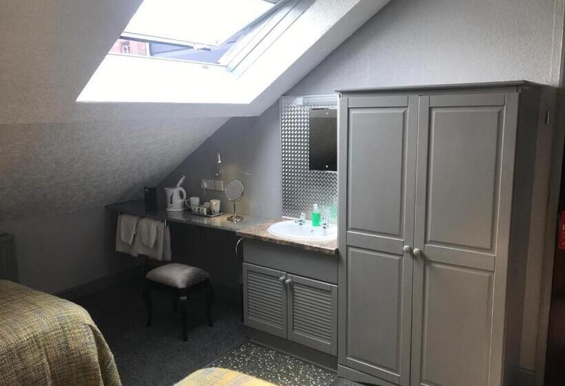 اتاق استاندارد با سرویس بهداشتی مشترک, Cornerways Guest House