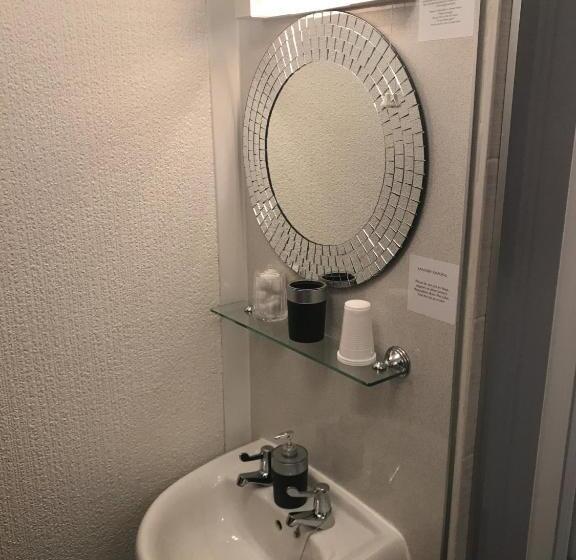 اتاق سوپریور, Cornerways Guest House