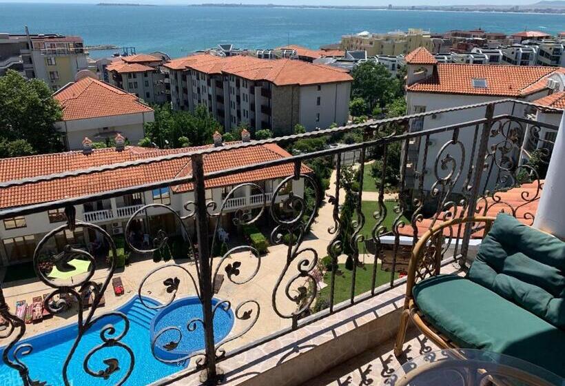 1 Bedroom Penthouse Apartment, Triumph Holiday Village