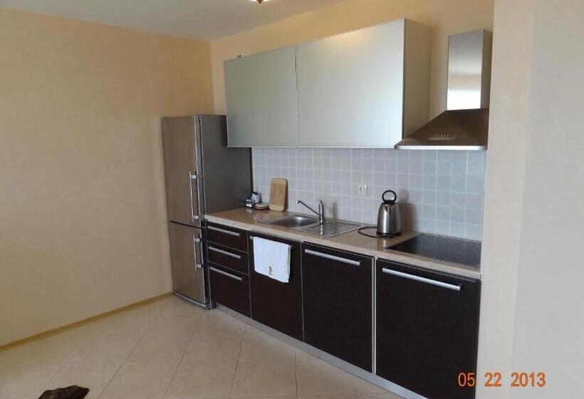 1 Bedroom Penthouse Apartment, Triumph Holiday Village
