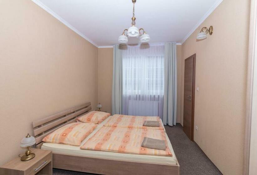 Номер Стандарт, Penzión Kastelán