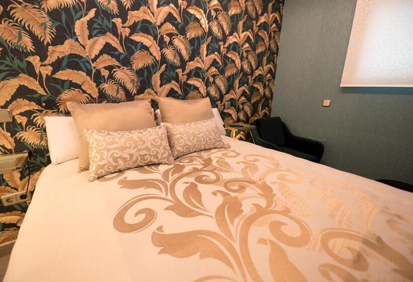Номер Стандарт, Hostal La Carretera