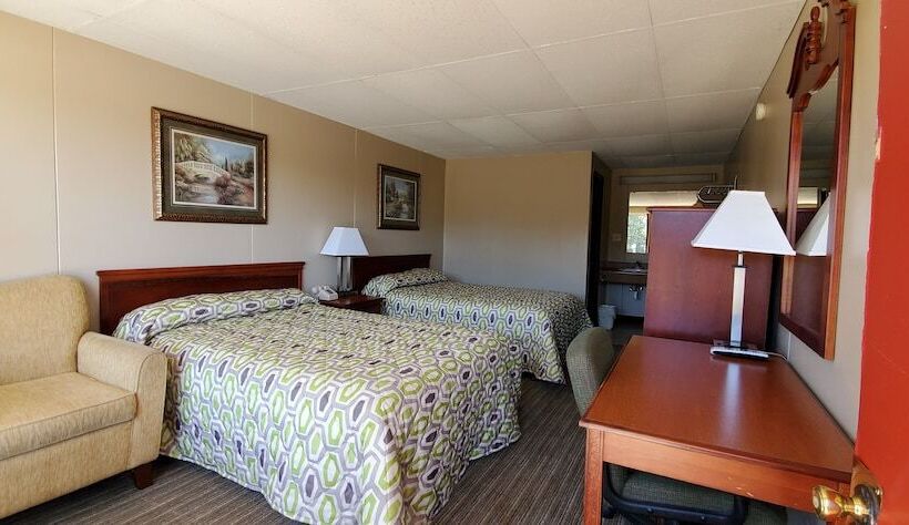 Номер Стандарт 2 Двуспальные Кровати, Economy Inn