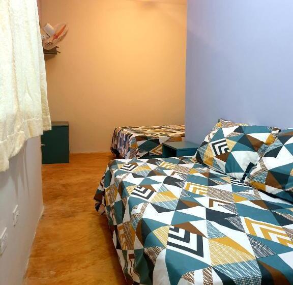 דירת חדר, Gipsy Ranch Rooms