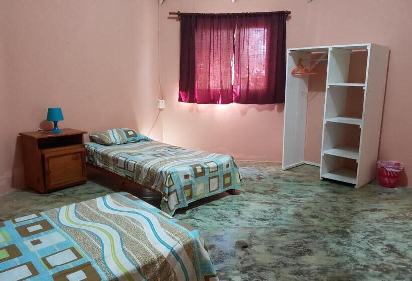 מיטה בחדר משותף, Gipsy Ranch Rooms