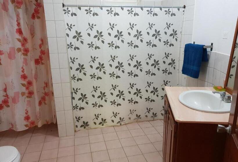 בית, 3 חדרי שינה, Gipsy Ranch Rooms