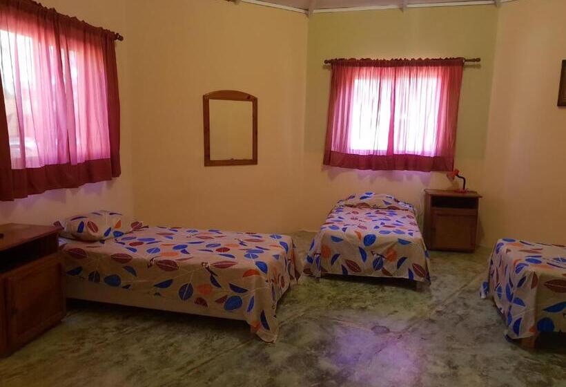 בית, 3 חדרי שינה, Gipsy Ranch Rooms