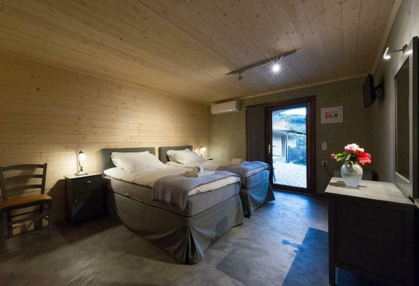 Номер Стандарт Вид на Море, Enetiko Resort