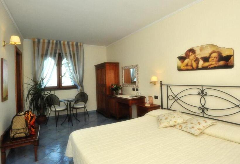 غرفة قياسية مطلّة علي البحر, E Poi....ravello