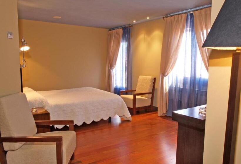 Номер Стандарт, Hostal Fuentefria