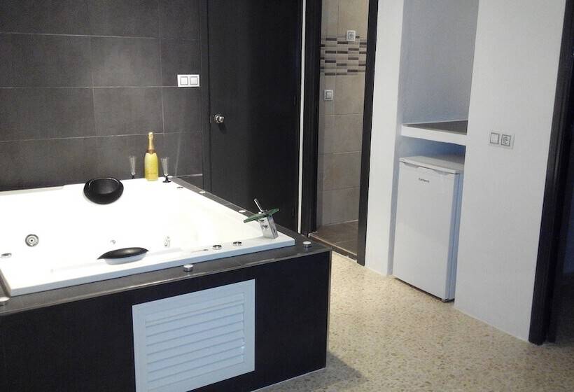 자쿠지 스위트, Hostal Ocana Manilva