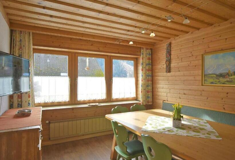침실 2개 아파트, Haus Hasslacher