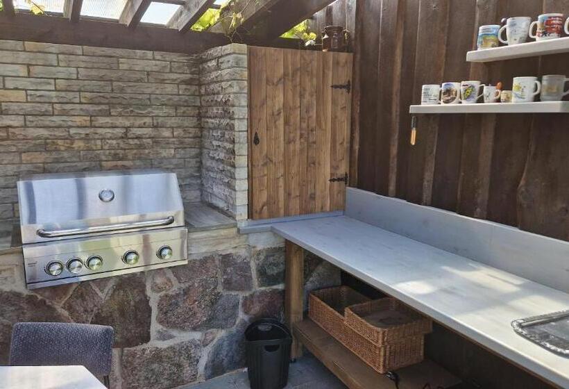 خانه 3 خوابه, Tiigi Accommodation