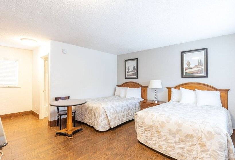 Номер Стандарт 2 Двуспальные Кровати, Vineyard Valley Inn
