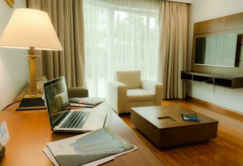 스위트, Aparta  Torres De Suites