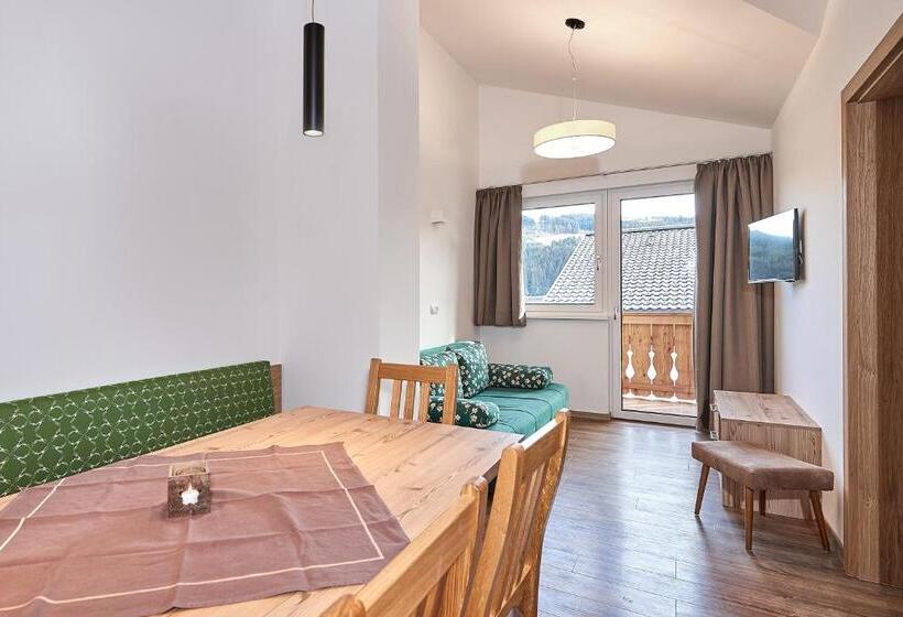 Apartamento 2 Dormitórios, Appartment Ransburggut