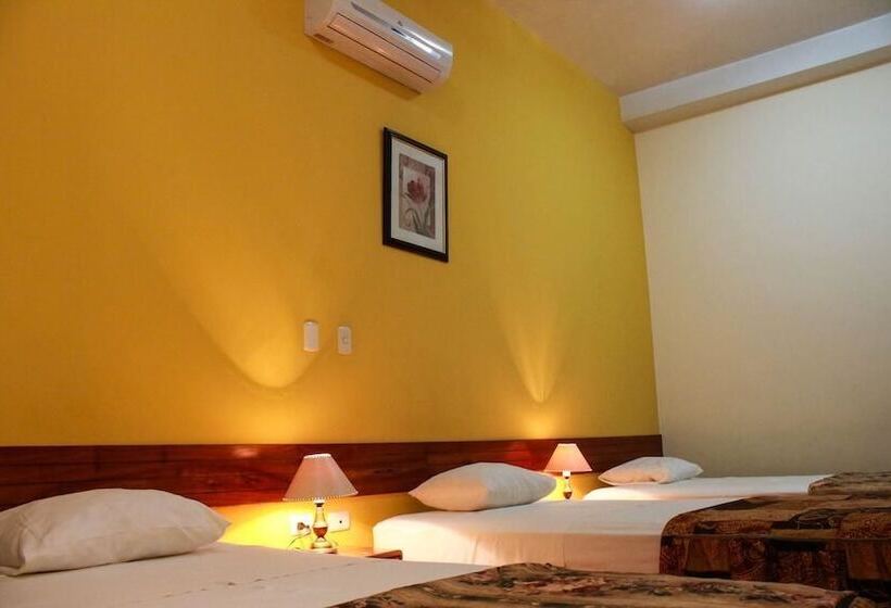 스탠다드 트리플 룸, Sol De Selva Hostal