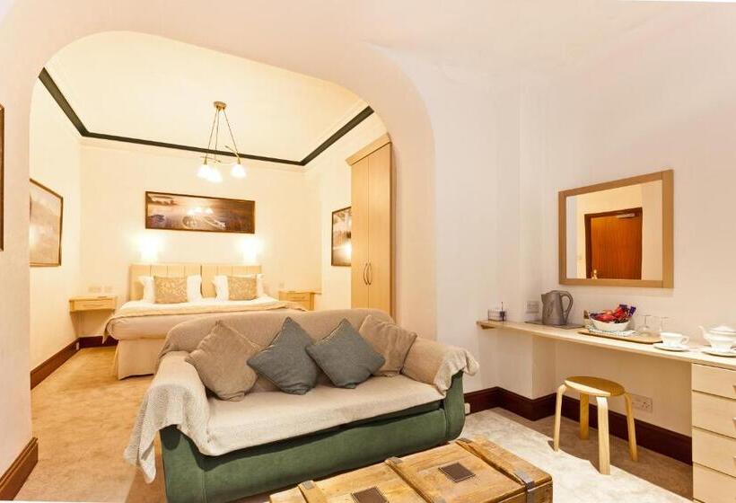 带大床的套房, The Glen Guest House