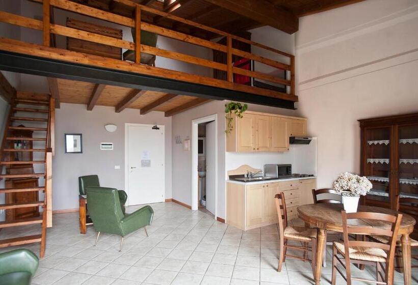 Апартаменты 1 Спальня, Cascina Clarabella