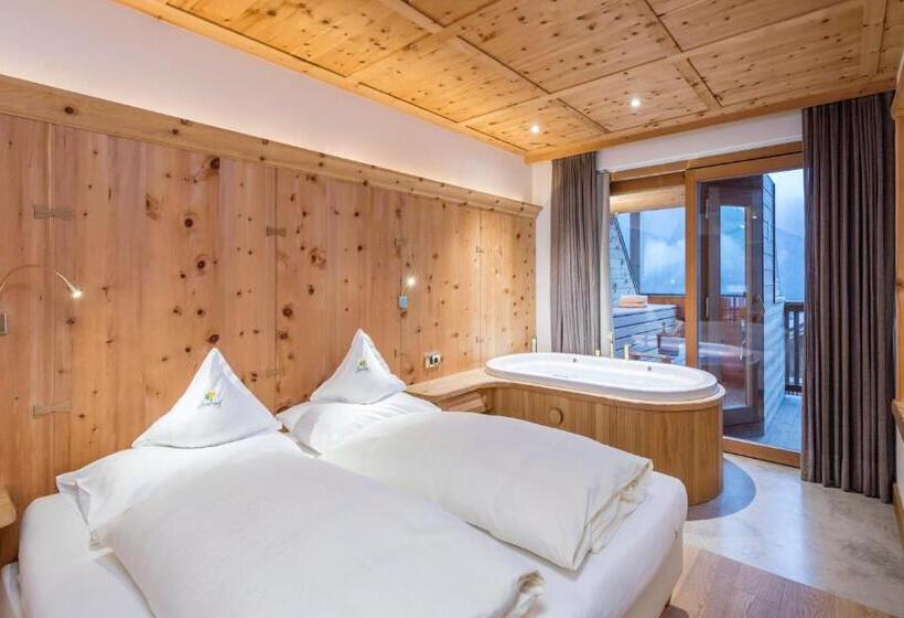 Апартаменты Deluxe 1 Спальня, Naturhotel Lüsnerhof