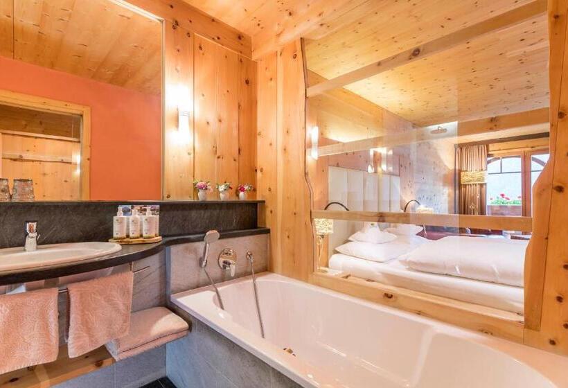 Люкс Вид на Горы, Naturhotel Lüsnerhof