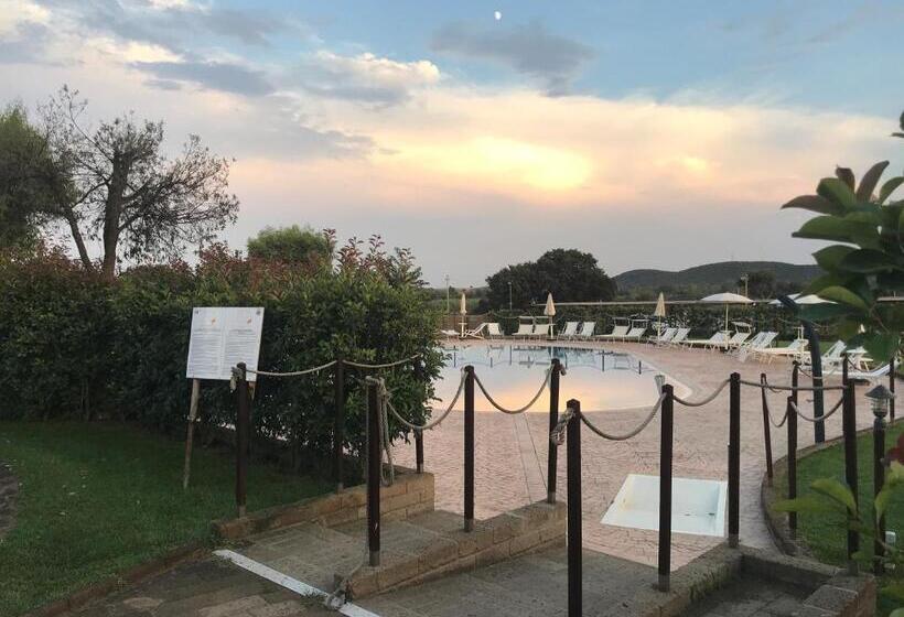 Номер Стандарт, Cascina Al Colle