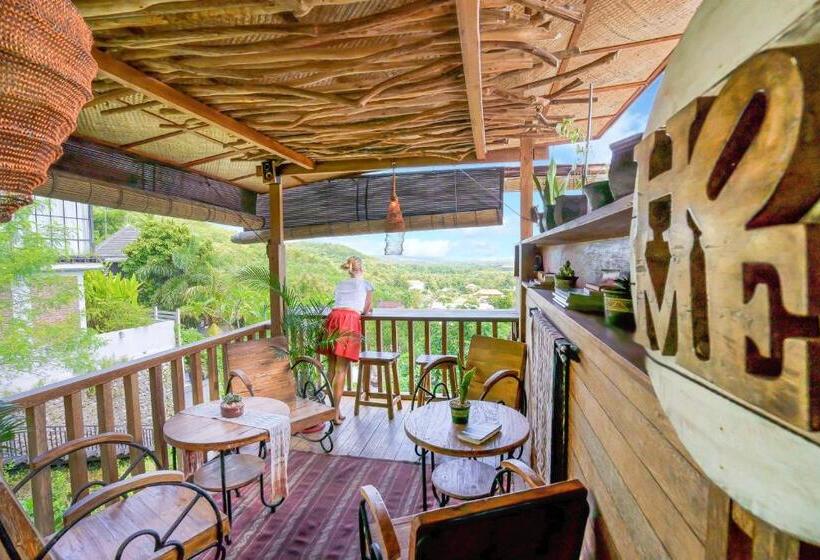 Номер Стандарт Вид на Сад, Sunhouse, Mandala Village
