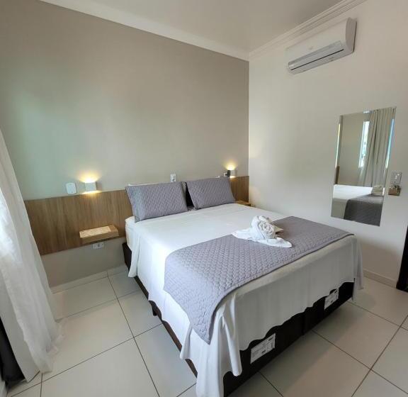Quarto Estandar com Sacada, Pousada Concha Dourada