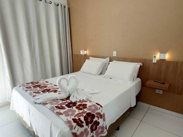 Quarto Estandar com Sacada, Pousada Concha Dourada