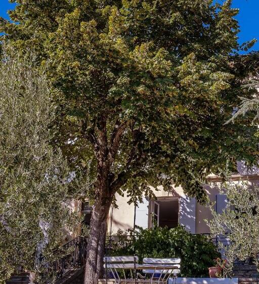 חדר סטנדרט נוף לגינה, B&b En Provence  Villa Saint Marc